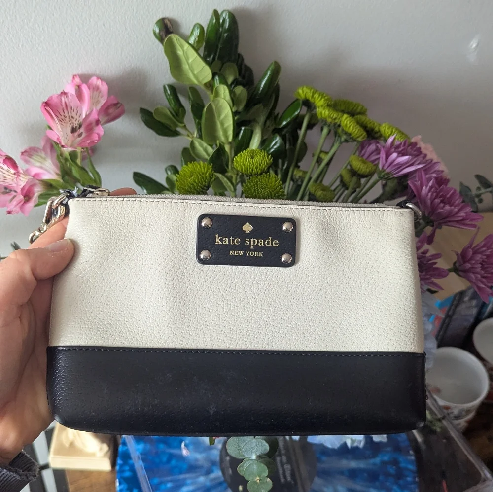 Kate Spade Clutch - Picture 2 of 5